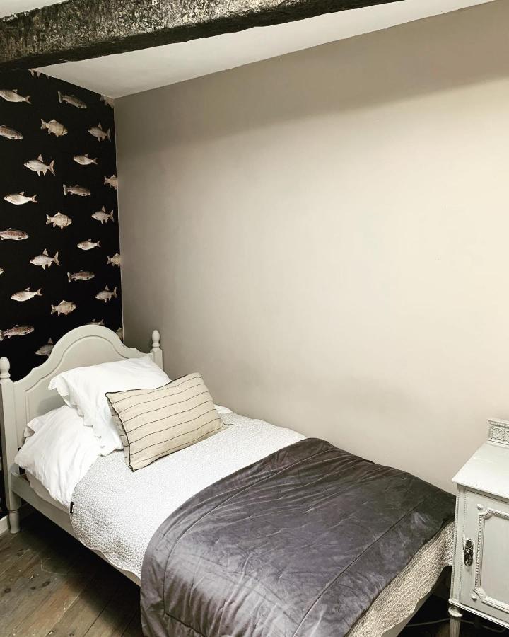 Suite Familiale- Deux Chambres Saint-Meme-les-Carrieres Exteriör bild